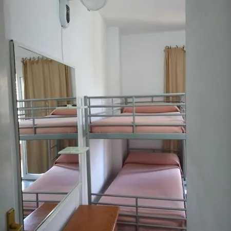 Salou, Port Aventura, Piscina, A 80m Del Mar * Salou