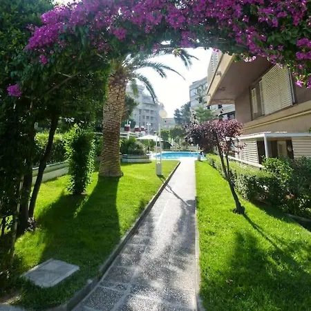 Salou, Port Aventura, Piscina, A 80m Del Mar Apartment